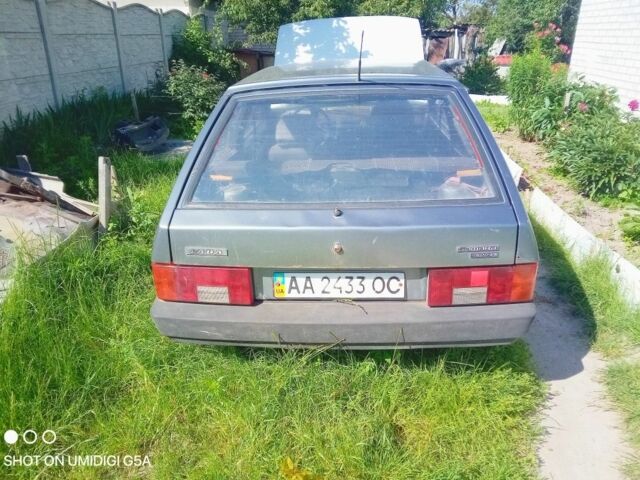 Серый ВАЗ 2108, объемом двигателя 1.5 л и пробегом 30 тыс. км за 240 $, фото 1 на Automoto.ua