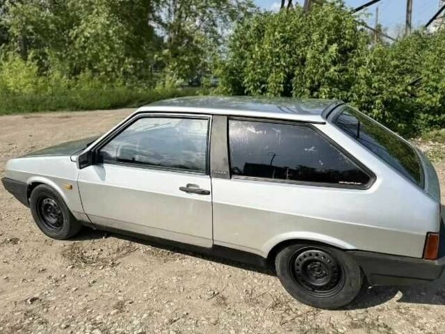 Серый ВАЗ 2108, объемом двигателя 1.5 л и пробегом 378 тыс. км за 528 $, фото 6 на Automoto.ua