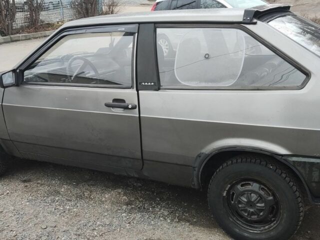 Серый ВАЗ 2108, объемом двигателя 1.5 л и пробегом 500 тыс. км за 1500 $, фото 2 на Automoto.ua