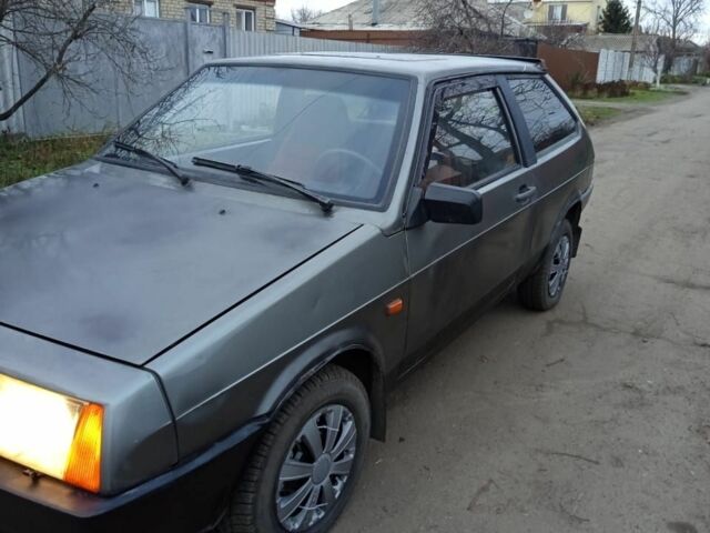 Серый ВАЗ 2108, объемом двигателя 1.3 л и пробегом 6 тыс. км за 997 $, фото 2 на Automoto.ua