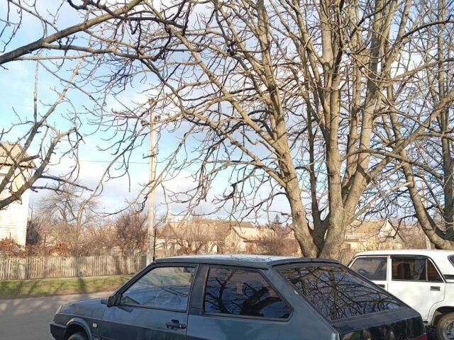 Серый ВАЗ 2108, объемом двигателя 5 л и пробегом 80 тыс. км за 712 $, фото 2 на Automoto.ua