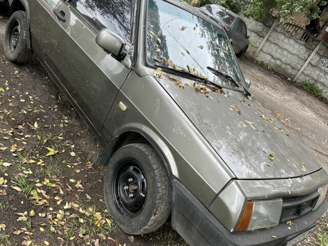 ВАЗ 2108 1992 в Киеве на Automoto.ua Серый ВАЗ 2108, объемом двигателя 1.3 л и пробегом 222 тыс. км за 950 $, фото 2 на Automoto.ua