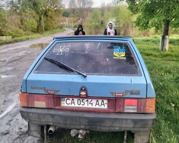 Синий ВАЗ 2108, объемом двигателя 1.3 л и пробегом 300 тыс. км за 1100 $, фото 5 на Automoto.ua