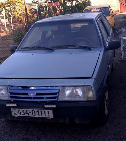 Синий ВАЗ 2108, объемом двигателя 1.5 л и пробегом 585 тыс. км за 800 $, фото 3 на Automoto.ua