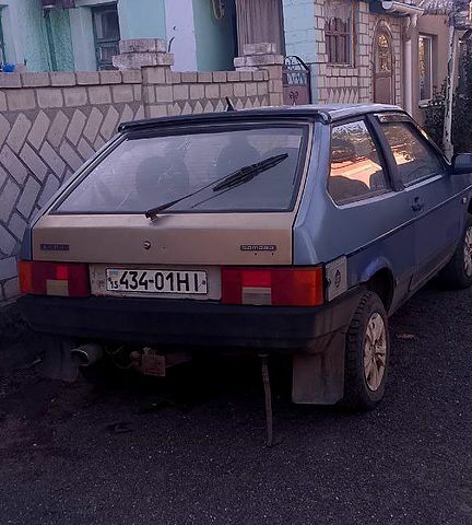 Синий ВАЗ 2108, объемом двигателя 1.5 л и пробегом 585 тыс. км за 800 $, фото 2 на Automoto.ua