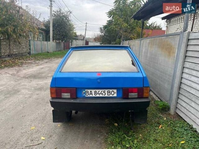 Синий ВАЗ 2108, объемом двигателя 1.3 л и пробегом 200 тыс. км за 800 $, фото 2 на Automoto.ua