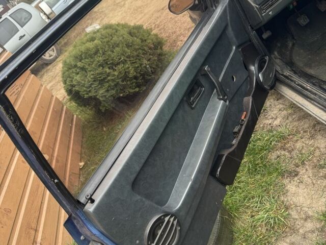 Синий ВАЗ 2108, объемом двигателя 1.6 л и пробегом 200 тыс. км за 1500 $, фото 5 на Automoto.ua