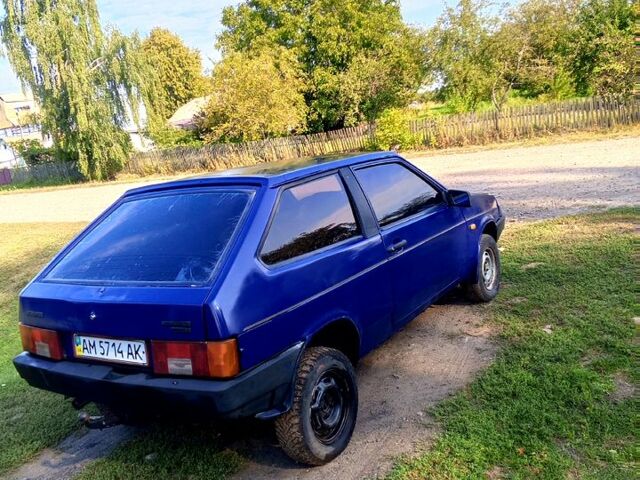 Синий ВАЗ 2108, объемом двигателя 1.3 л и пробегом 199 тыс. км за 950 $, фото 4 на Automoto.ua