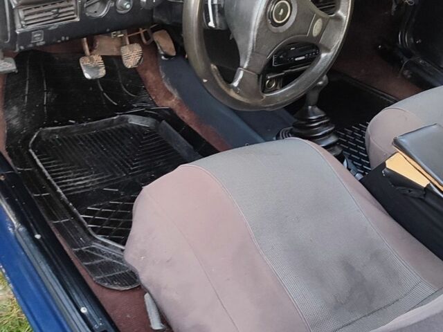 Синий ВАЗ 2108, объемом двигателя 1.3 л и пробегом 200 тыс. км за 900 $, фото 2 на Automoto.ua