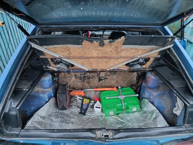 Синій ВАЗ 2108, об'ємом двигуна 1.5 л та пробігом 100 тис. км за 570 $, фото 4 на Automoto.ua