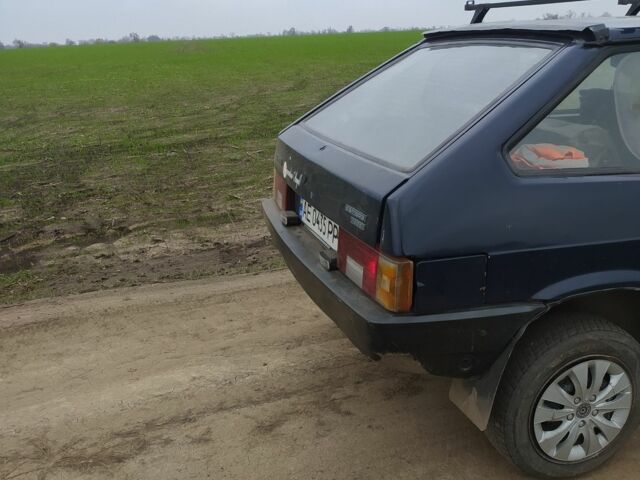 Синий ВАЗ 2108, объемом двигателя 1.3 л и пробегом 100 тыс. км за 882 $, фото 4 на Automoto.ua