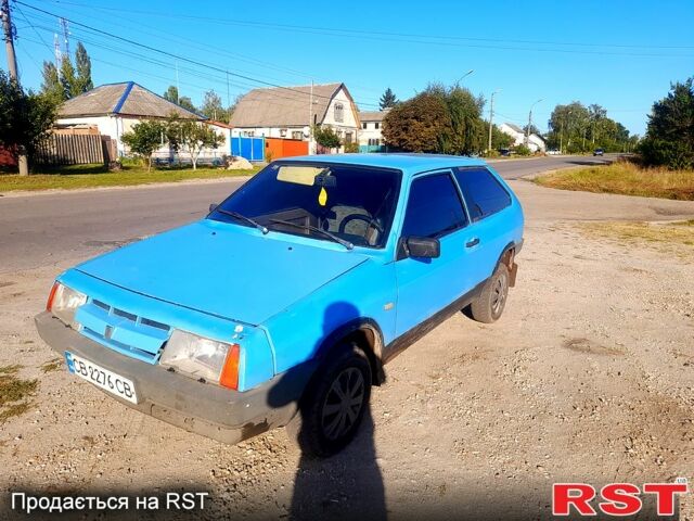 ВАЗ 2108 1989 в Путивле на Automoto.ua Синий ВАЗ 2108, объемом двигателя 1.3 л и пробегом 220 тыс. км за 850 $, фото 1 на Automoto.ua
