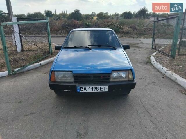 Синий ВАЗ 2108, объемом двигателя 0 л и пробегом 150 тыс. км за 700 $, фото 2 на Automoto.ua