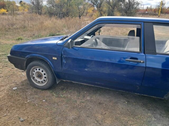 Синий ВАЗ 2108, объемом двигателя 1.5 л и пробегом 179 тыс. км за 650 $, фото 2 на Automoto.ua