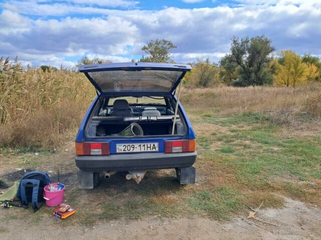 Синий ВАЗ 2108, объемом двигателя 1.5 л и пробегом 179 тыс. км за 650 $, фото 3 на Automoto.ua