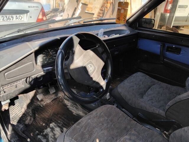 Синий ВАЗ 2108, объемом двигателя 1 л и пробегом 190 тыс. км за 900 $, фото 4 на Automoto.ua