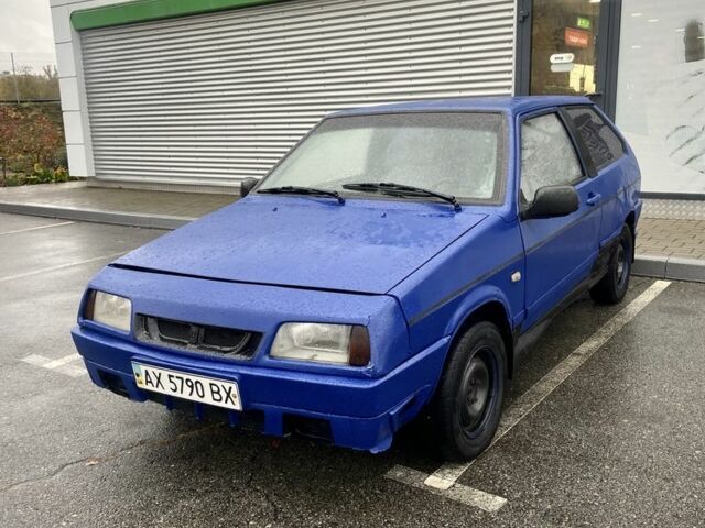 Синий ВАЗ 2108, объемом двигателя 0 л и пробегом 280 тыс. км за 475 $, фото 2 на Automoto.ua