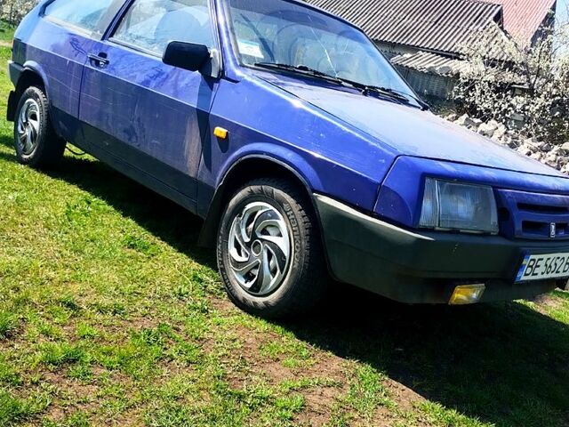 Синий ВАЗ 2108, объемом двигателя 1.3 л и пробегом 350 тыс. км за 1200 $, фото 3 на Automoto.ua