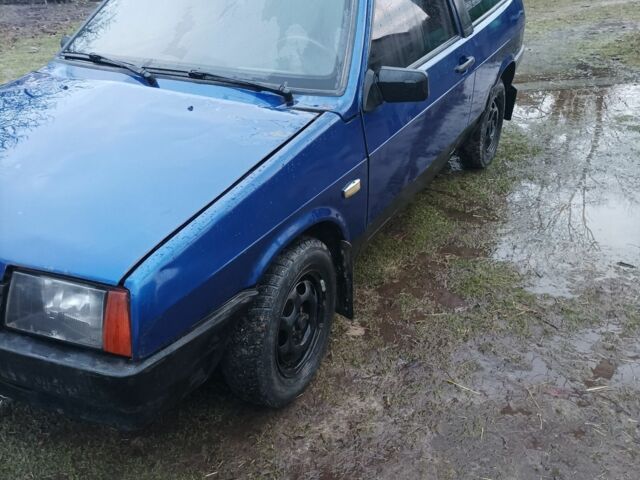 Синий ВАЗ 2108, объемом двигателя 1.3 л и пробегом 107 тыс. км за 900 $, фото 1 на Automoto.ua