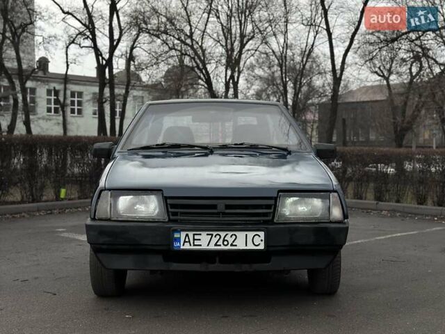 Синий ВАЗ 2108, объемом двигателя 1.3 л и пробегом 280 тыс. км за 950 $, фото 2 на Automoto.ua