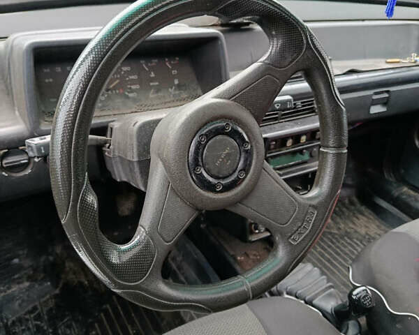 Синий ВАЗ 2108, объемом двигателя 1.3 л и пробегом 89 тыс. км за 1200 $, фото 5 на Automoto.ua