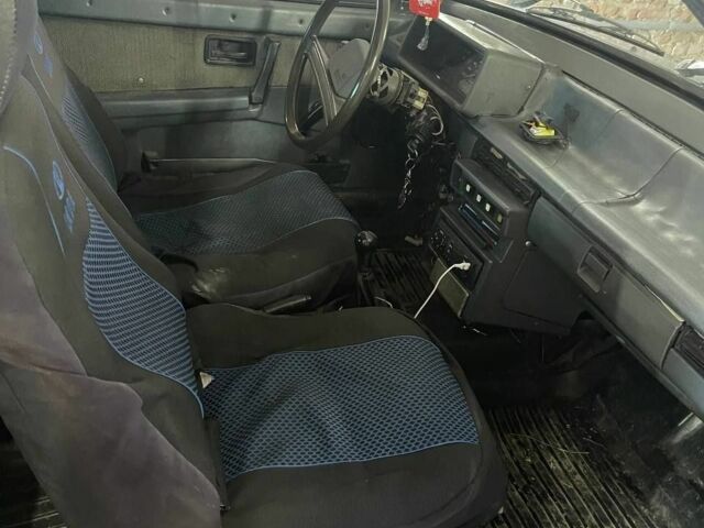 Синий ВАЗ 2108, объемом двигателя 1.5 л и пробегом 200 тыс. км за 680 $, фото 2 на Automoto.ua