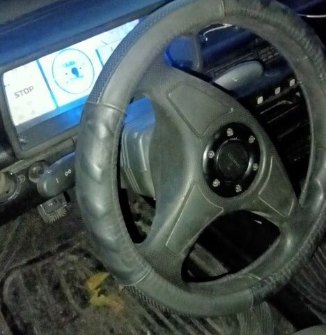 Синий ВАЗ 2108, объемом двигателя 1.3 л и пробегом 2 тыс. км за 1100 $, фото 3 на Automoto.ua