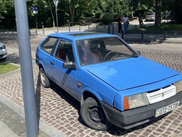 ВАЗ 2108 1993 у Вінниці на Automoto.ua Синій ВАЗ 2108, об'ємом двигуна 1.5 л та пробігом 300 тис. км за 850 $, фото 2 на Automoto.ua