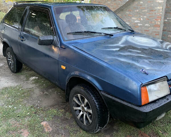 Синий ВАЗ 2108, объемом двигателя 1.3 л и пробегом 300 тыс. км за 800 $, фото 1 на Automoto.ua