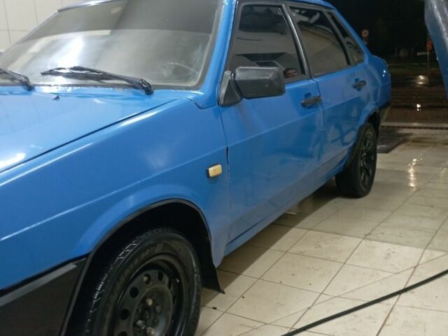 ВАЗ 2108 1994 в Николаеве на Automoto.ua Синий ВАЗ 2108, объемом двигателя 1.5 л и пробегом 456 тыс. км за 1000 $, фото 2 на Automoto.ua