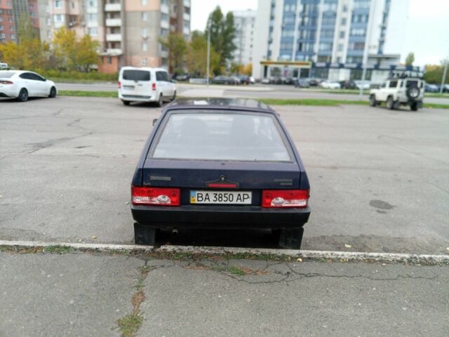 Синий ВАЗ 2108, объемом двигателя 1.5 л и пробегом 999 тыс. км за 650 $, фото 3 на Automoto.ua