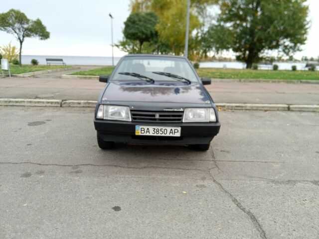 Синий ВАЗ 2108, объемом двигателя 1.5 л и пробегом 999 тыс. км за 650 $, фото 2 на Automoto.ua