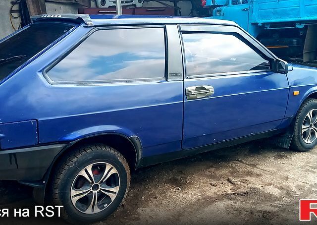Синий ВАЗ 2108, объемом двигателя 15 л и пробегом 82 тыс. км за 1100 $, фото 2 на Automoto.ua
