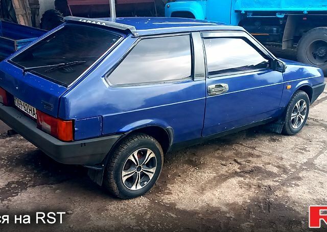 Синий ВАЗ 2108, объемом двигателя 15 л и пробегом 82 тыс. км за 1100 $, фото 3 на Automoto.ua
