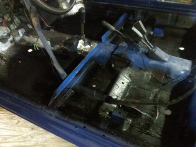 Синий ВАЗ 2108, объемом двигателя 1.3 л и пробегом 212 тыс. км за 1600 $, фото 2 на Automoto.ua