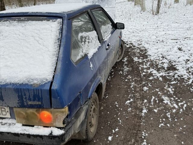 Синий ВАЗ 2108, объемом двигателя 1.3 л и пробегом 450 тыс. км за 358 $, фото 4 на Automoto.ua