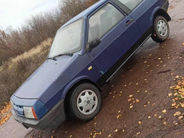 Синий ВАЗ 2108, объемом двигателя 1.5 л и пробегом 1 тыс. км за 550 $, фото 3 на Automoto.ua