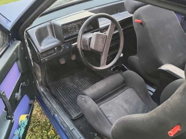 Синий ВАЗ 2108, объемом двигателя 1.5 л и пробегом 150 тыс. км за 600 $, фото 6 на Automoto.ua