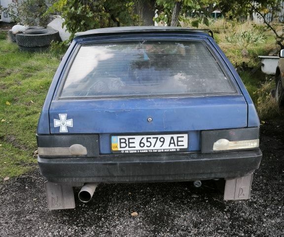 ВАЗ 2108 1991 в Вознесенске на Automoto.ua Синий ВАЗ 2108, объемом двигателя 1.5 л и пробегом 318 тыс. км за 1079 $, фото 2 на Automoto.ua