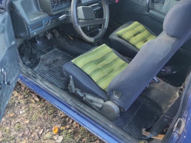 Синий ВАЗ 2108, объемом двигателя 5 л и пробегом 18 тыс. км за 500 $, фото 2 на Automoto.ua