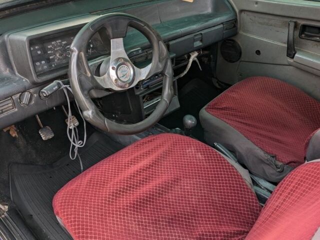 Синий ВАЗ 2108, объемом двигателя 1.5 л и пробегом 153 тыс. км за 361 $, фото 5 на Automoto.ua