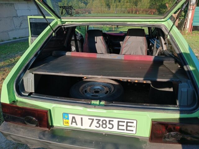 Зеленый ВАЗ 2108, объемом двигателя 0 л и пробегом 300 тыс. км за 1070 $, фото 4 на Automoto.ua