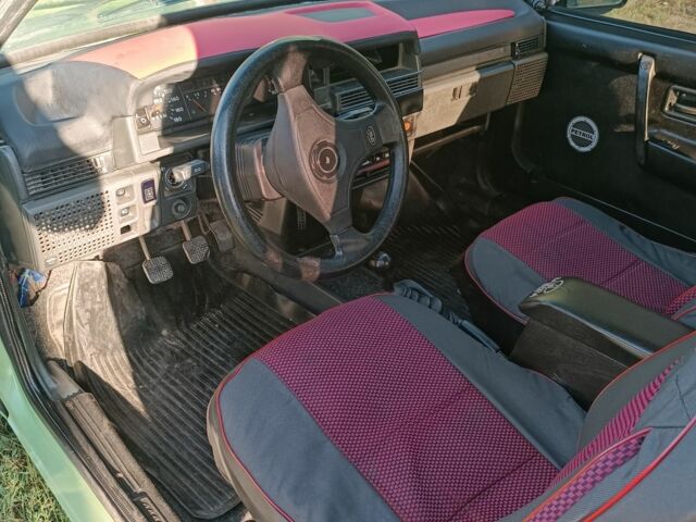 Зеленый ВАЗ 2108, объемом двигателя 0 л и пробегом 300 тыс. км за 1070 $, фото 6 на Automoto.ua