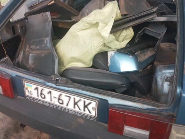 Зеленый ВАЗ 2108, объемом двигателя 1 л и пробегом 50 тыс. км за 650 $, фото 7 на Automoto.ua