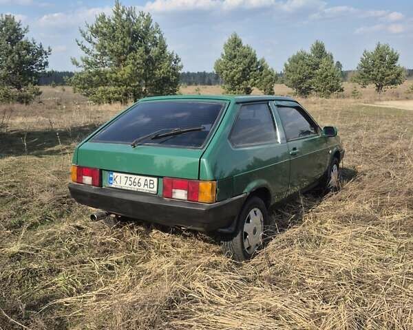 Зеленый ВАЗ 2108, объемом двигателя 1.5 л и пробегом 109 тыс. км за 1400 $, фото 2 на Automoto.ua