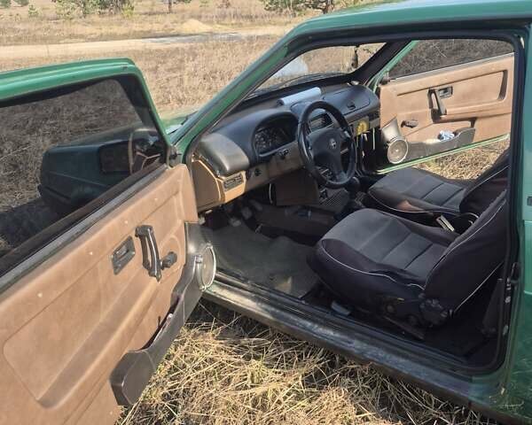Зеленый ВАЗ 2108, объемом двигателя 1.5 л и пробегом 109 тыс. км за 1400 $, фото 8 на Automoto.ua