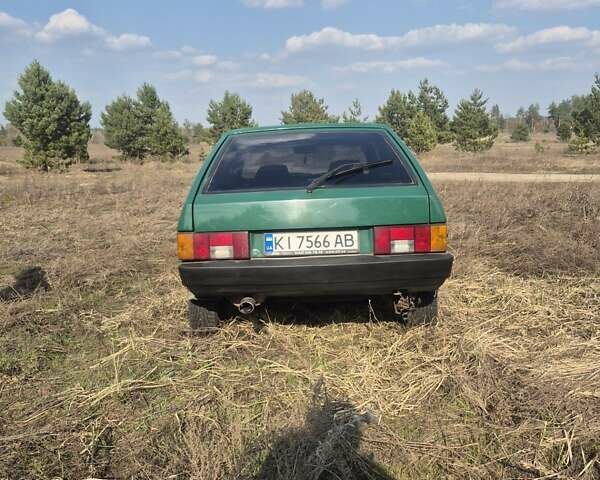 Зеленый ВАЗ 2108, объемом двигателя 1.5 л и пробегом 109 тыс. км за 1400 $, фото 5 на Automoto.ua