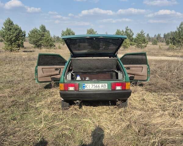 Зеленый ВАЗ 2108, объемом двигателя 1.5 л и пробегом 109 тыс. км за 1400 $, фото 6 на Automoto.ua