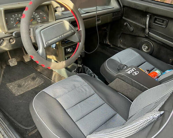 Зелений ВАЗ 2108, об'ємом двигуна 1.3 л та пробігом 180 тис. км за 1100 $, фото 2 на Automoto.ua