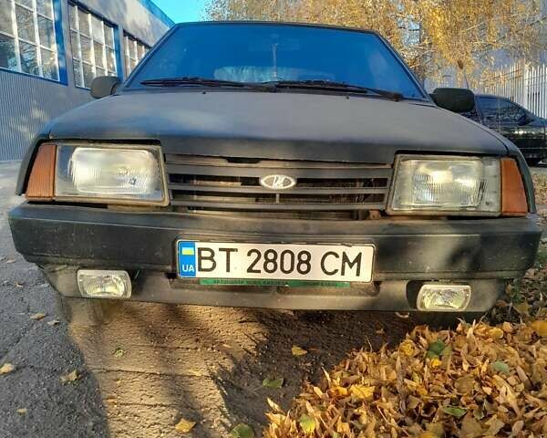 Зеленый ВАЗ 2108, объемом двигателя 1.29 л и пробегом 350 тыс. км за 650 $, фото 1 на Automoto.ua